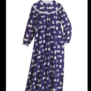 Lanz of Salzburg XS Blue Maltese
Dog Print Cotton Flannel Nightgown
NWT